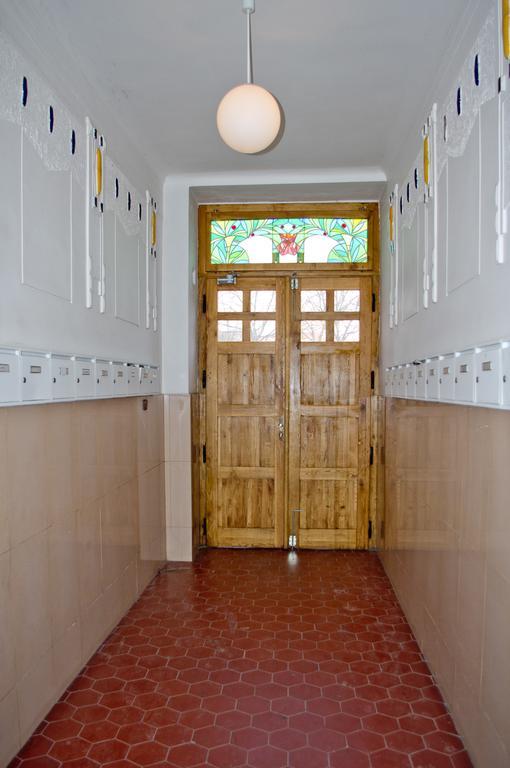 Apartments With 2 Bathrooms- 5 Minutes From Old Town - 102 M2 Prague Exterior photo