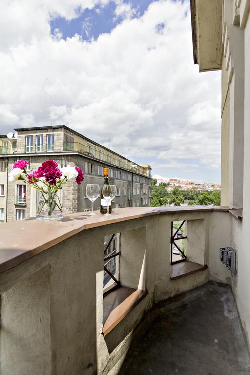 Apartments With 2 Bathrooms- 5 Minutes From Old Town - 102 M2 Prague Exterior photo