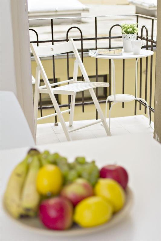 Apartments With 2 Bathrooms- 5 Minutes From Old Town - 102 M2 Prague Exterior photo